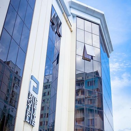 Elite Hotel Бельцы Экстерьер фото