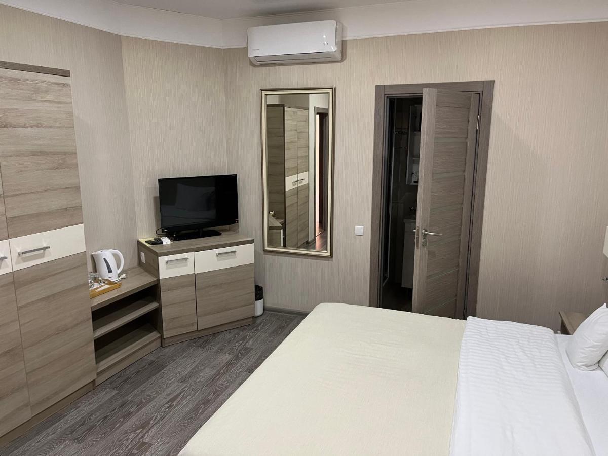 Elite Hotel Бельцы Экстерьер фото