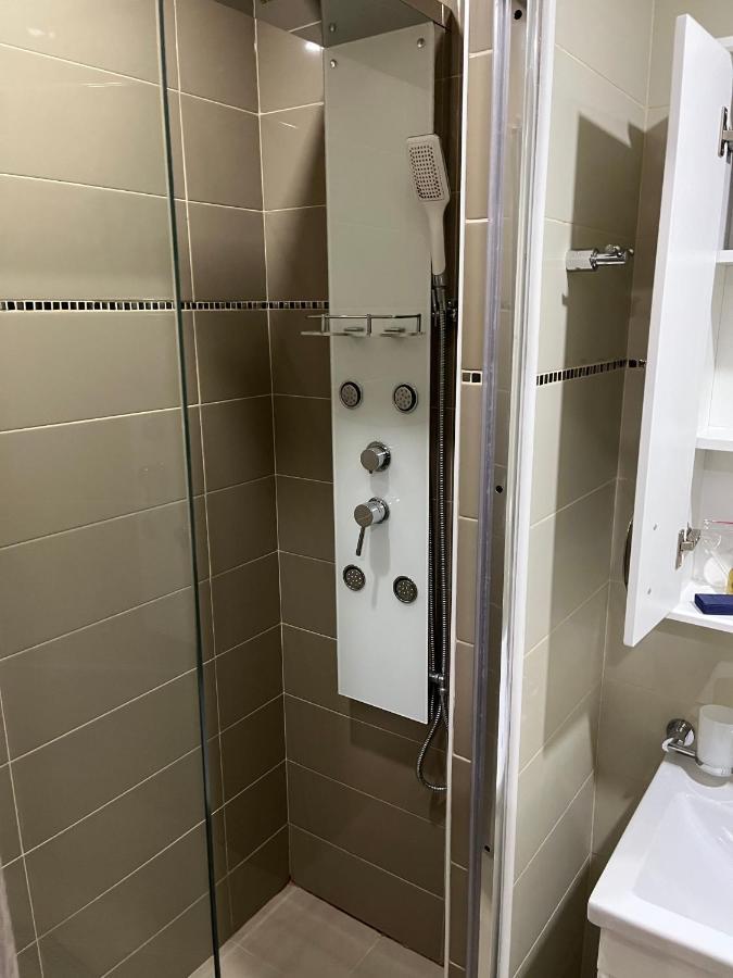 Elite Hotel Бельцы Экстерьер фото