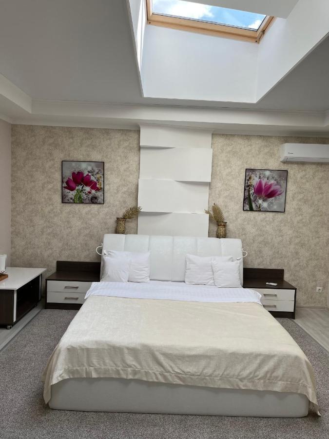 Elite Hotel Бельцы Экстерьер фото