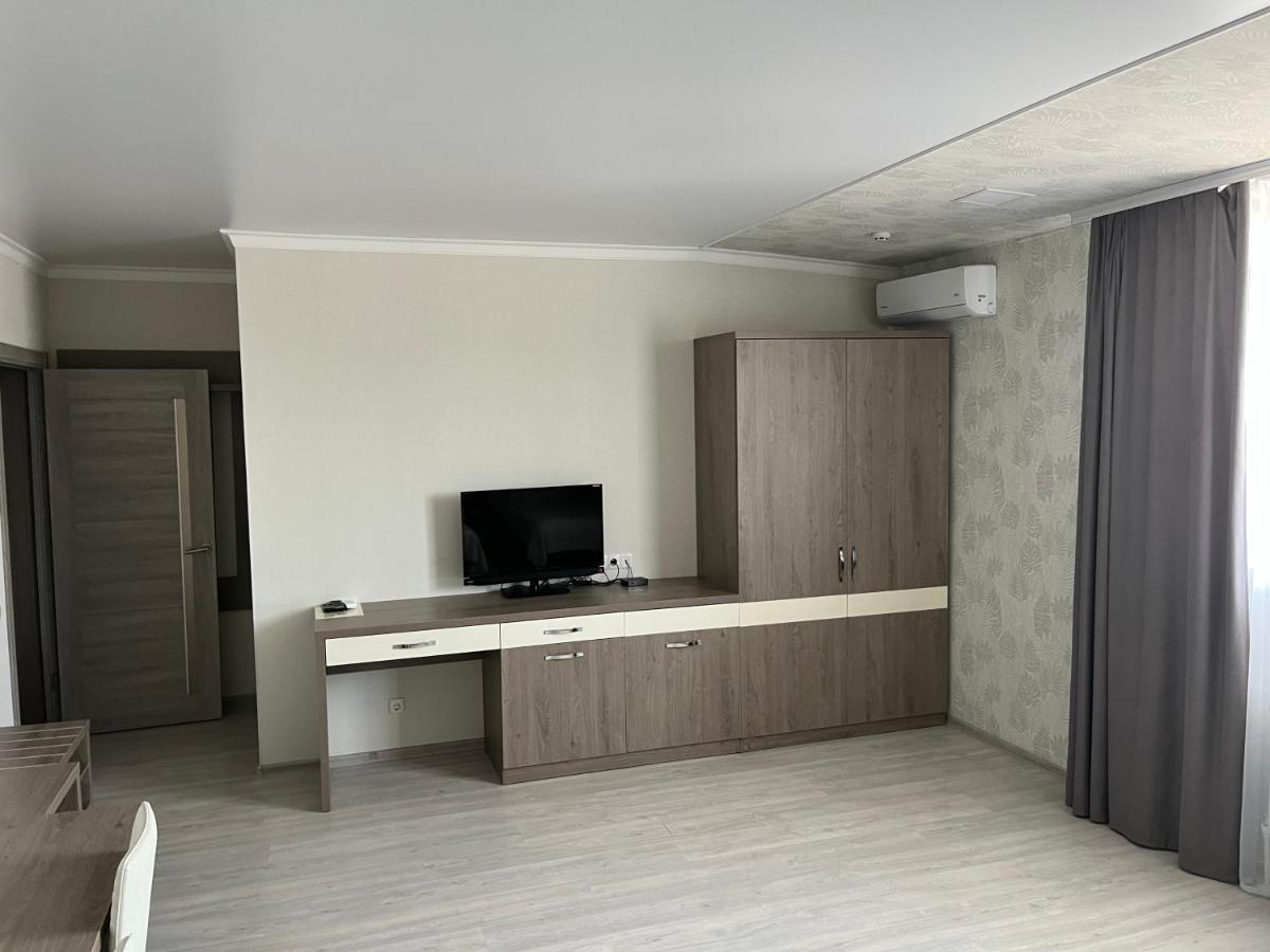 Elite Hotel Бельцы Экстерьер фото