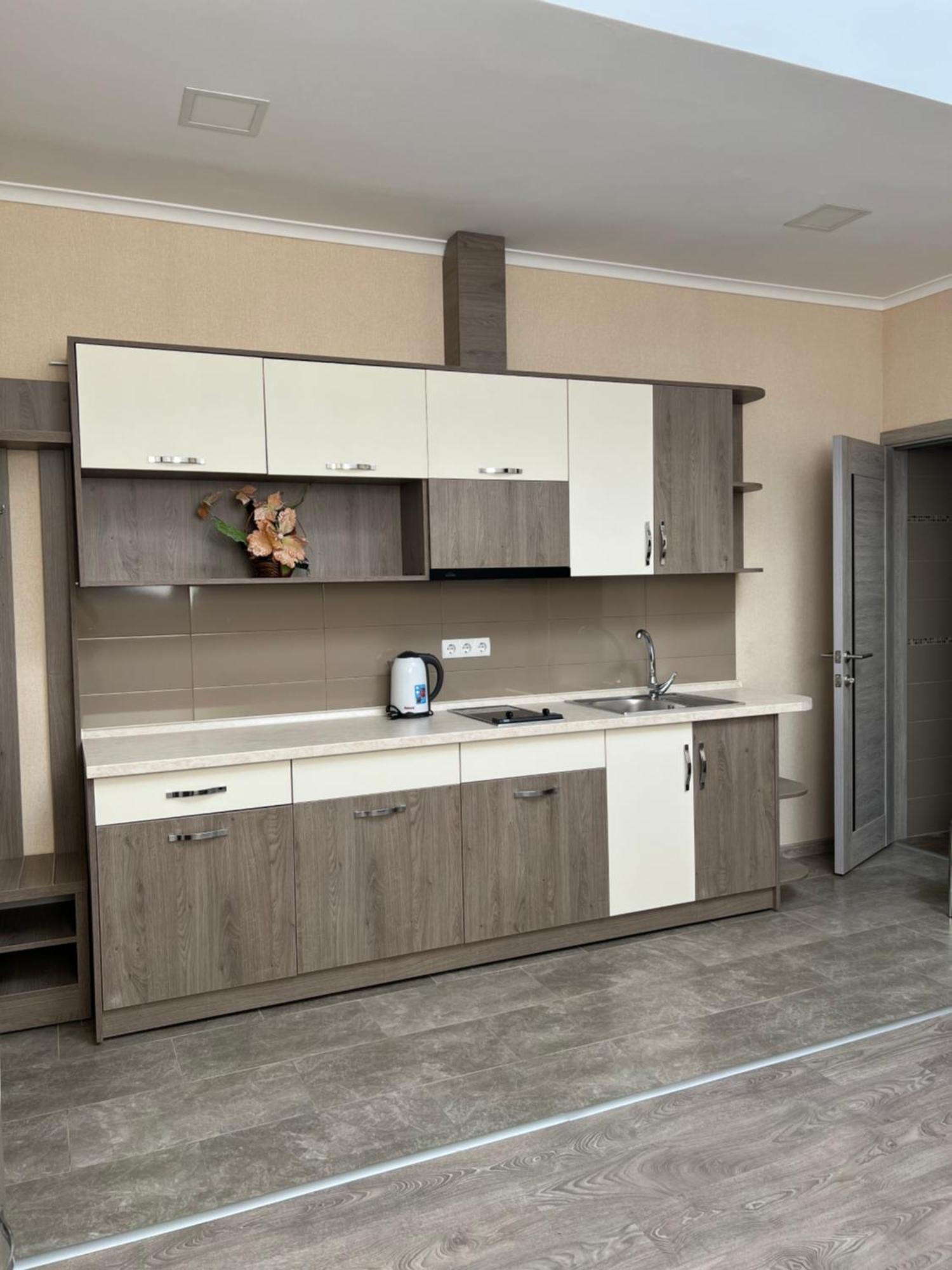 Elite Hotel Бельцы Экстерьер фото