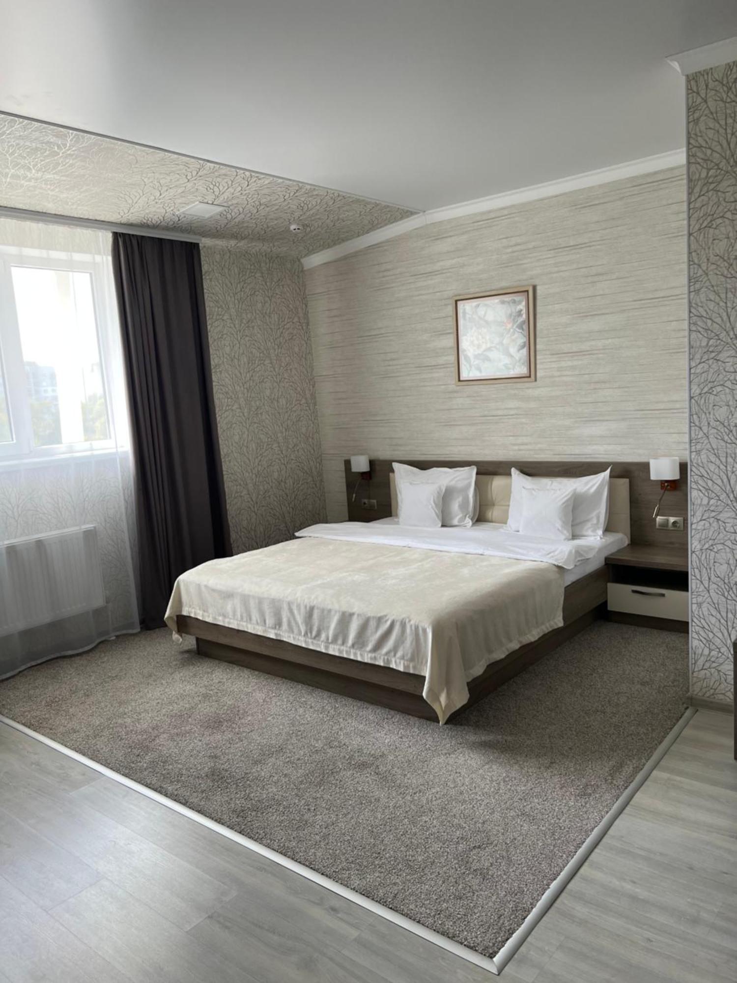 Elite Hotel Бельцы Экстерьер фото