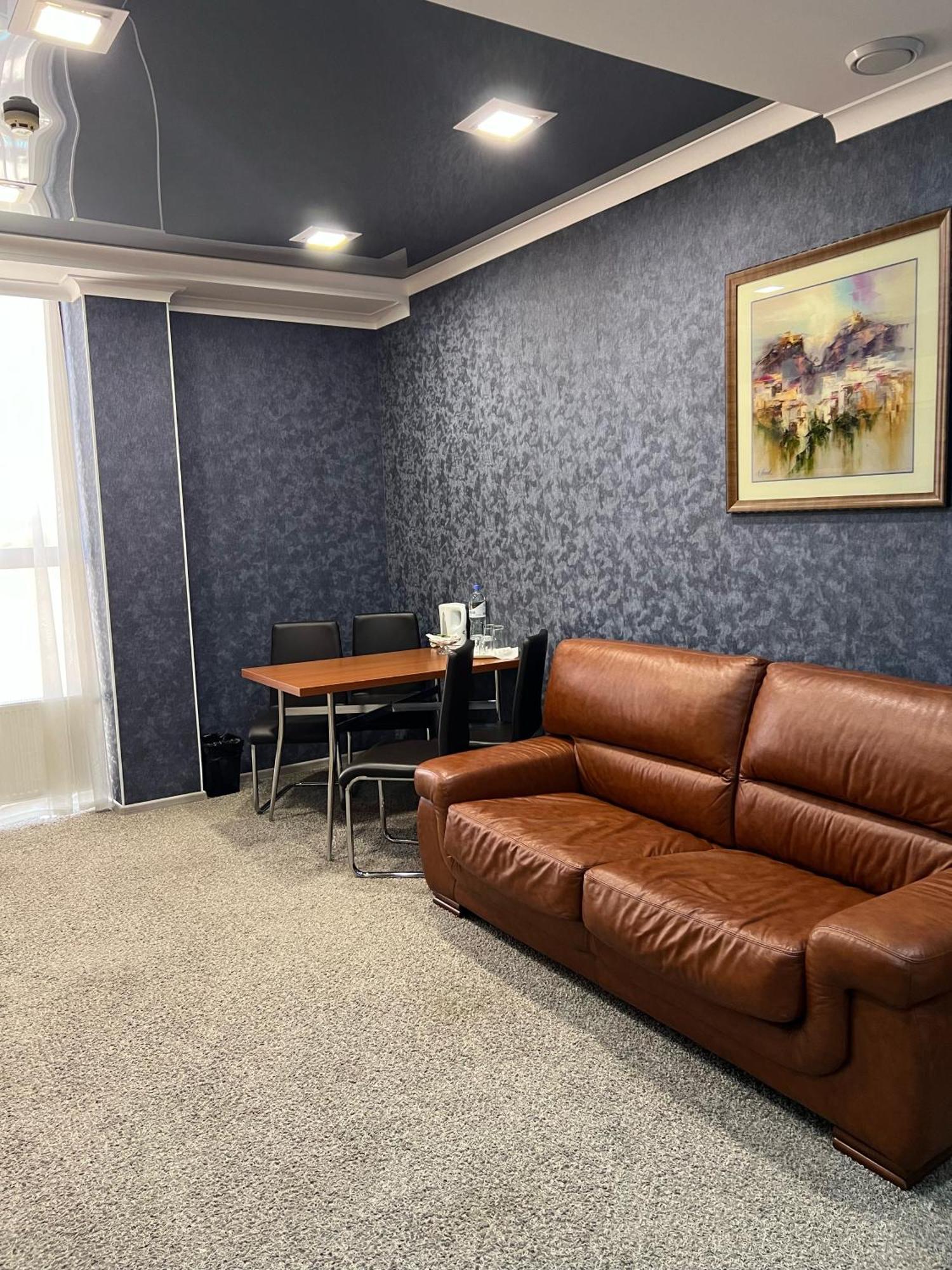 Elite Hotel Бельцы Экстерьер фото