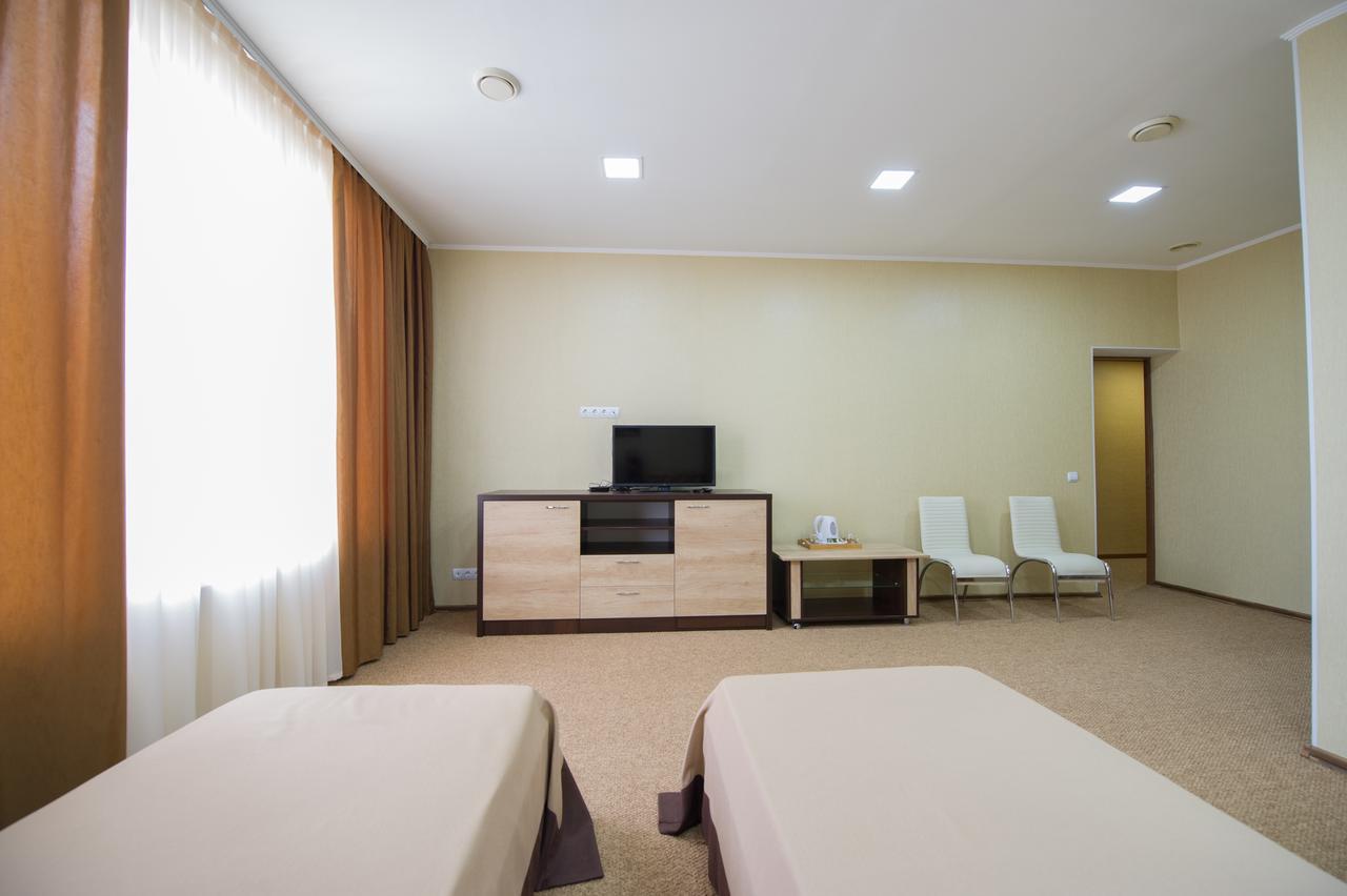 Elite Hotel Бельцы Экстерьер фото