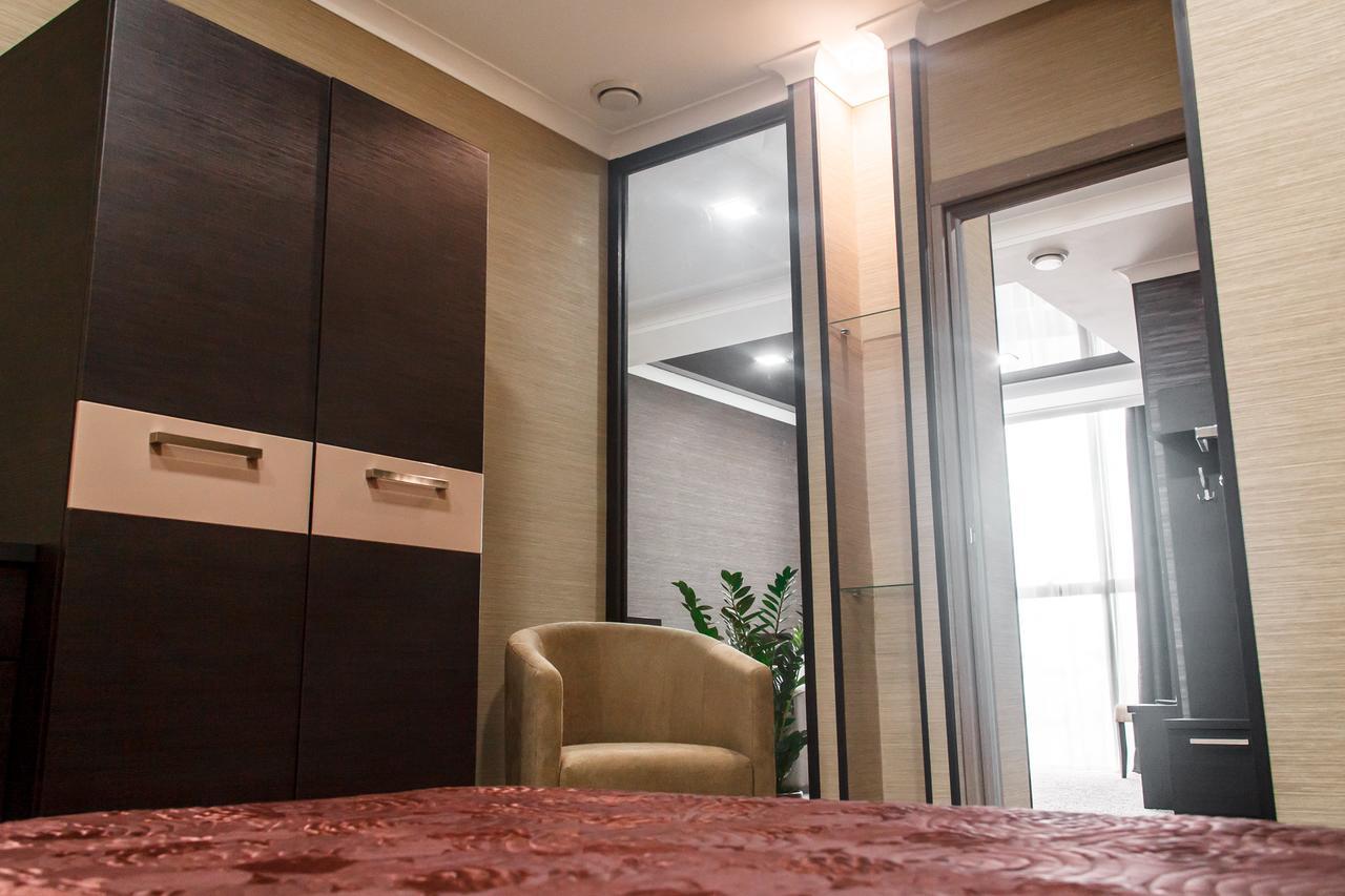 Elite Hotel Бельцы Экстерьер фото