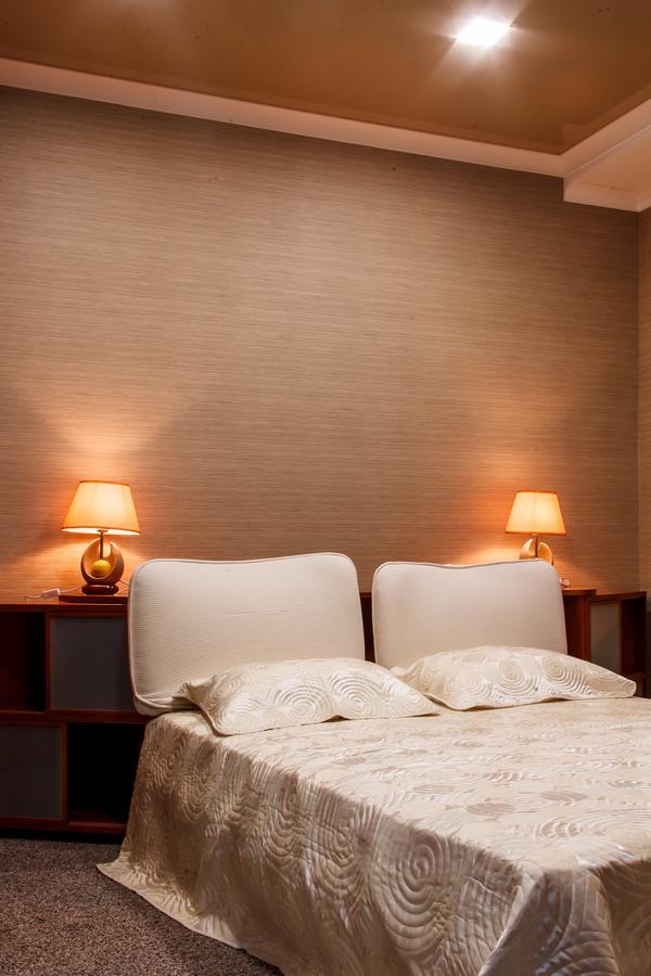 Elite Hotel Бельцы Экстерьер фото